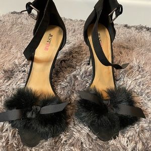 Faux fur holiday heels